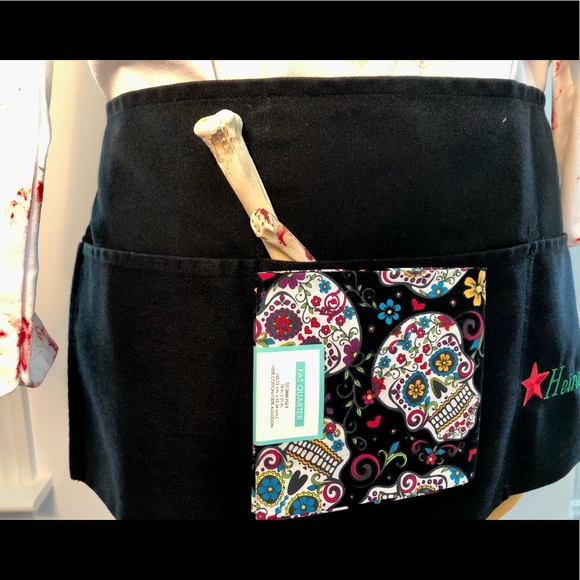 Halloween Bloody butcher chef coat bird spiders bones finger mice apron sz L - Picture 8 of 16